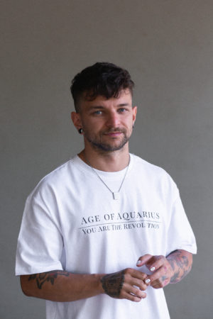 Age of Aquarius T-Shirt Portrait Frontprint